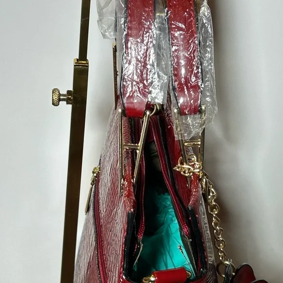 Elegant Red Crocodile-Embossed Tote/Crossbody Bag 14” x 10” x3.5” NWOT - Picture 7 of 10